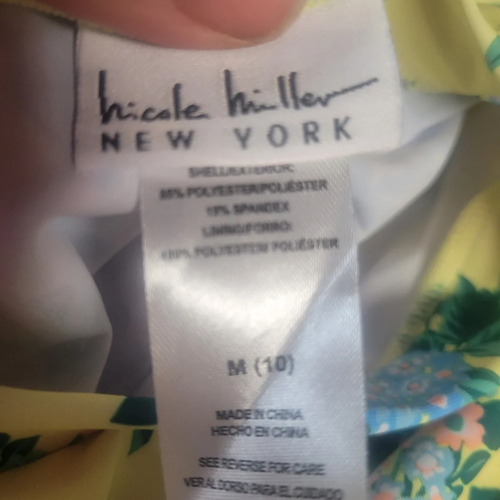 Nicole Miller NWT Girls Floral Swim Top Rashguard Size‎ M 10